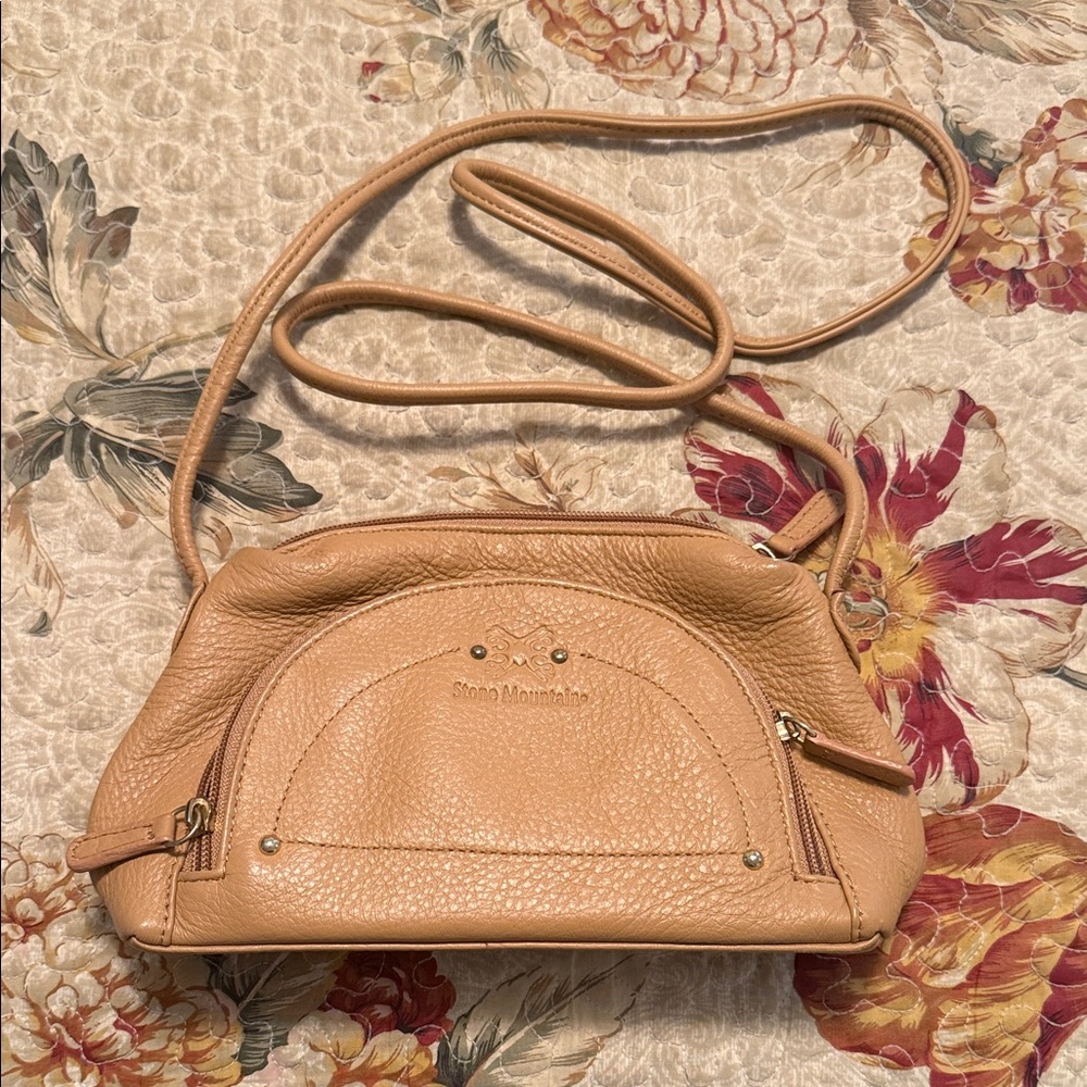 Stone Mountain Accessories Beige Crossbody Bag